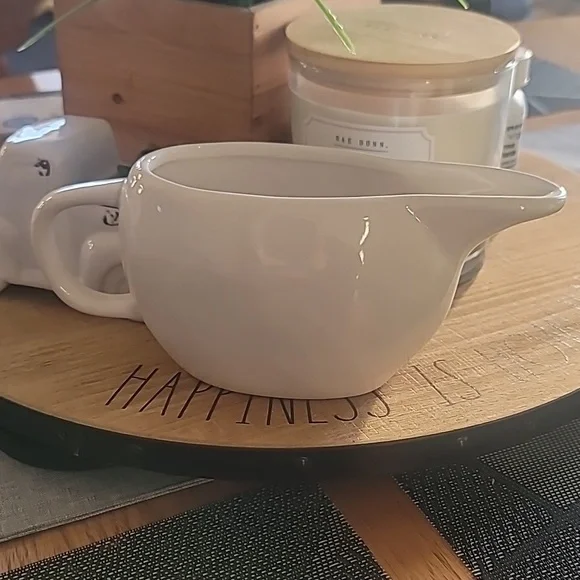 Rae Dunn gravy boat - Picture 2 of 3